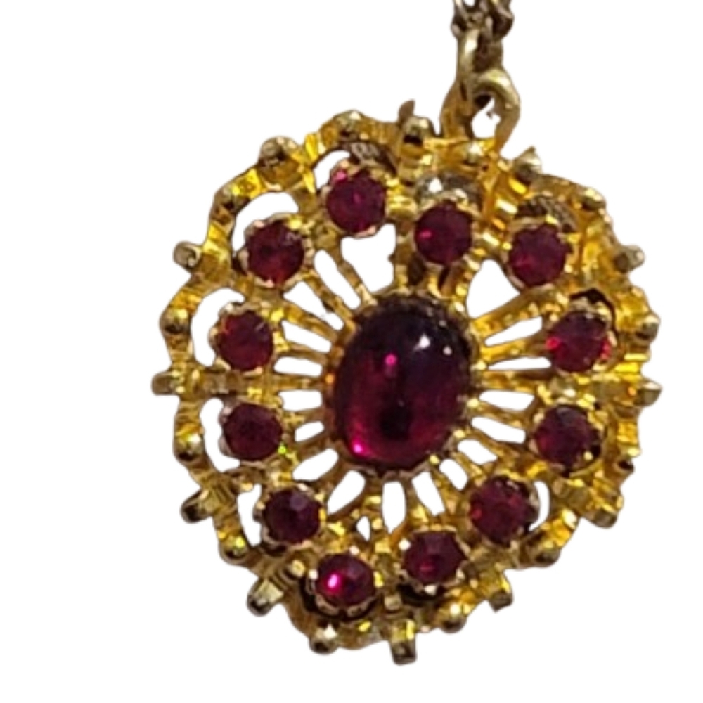 Vintage Ruby Red Rhinestone Heart Pendant Gold Tone Necklace Statement